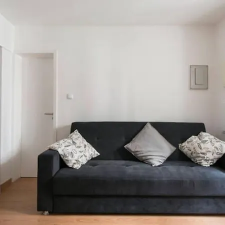 2 Apartman *