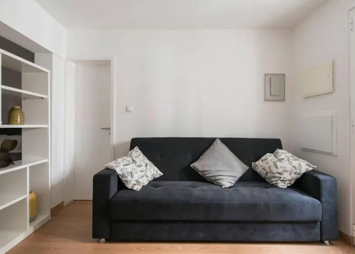 2 Apartment *